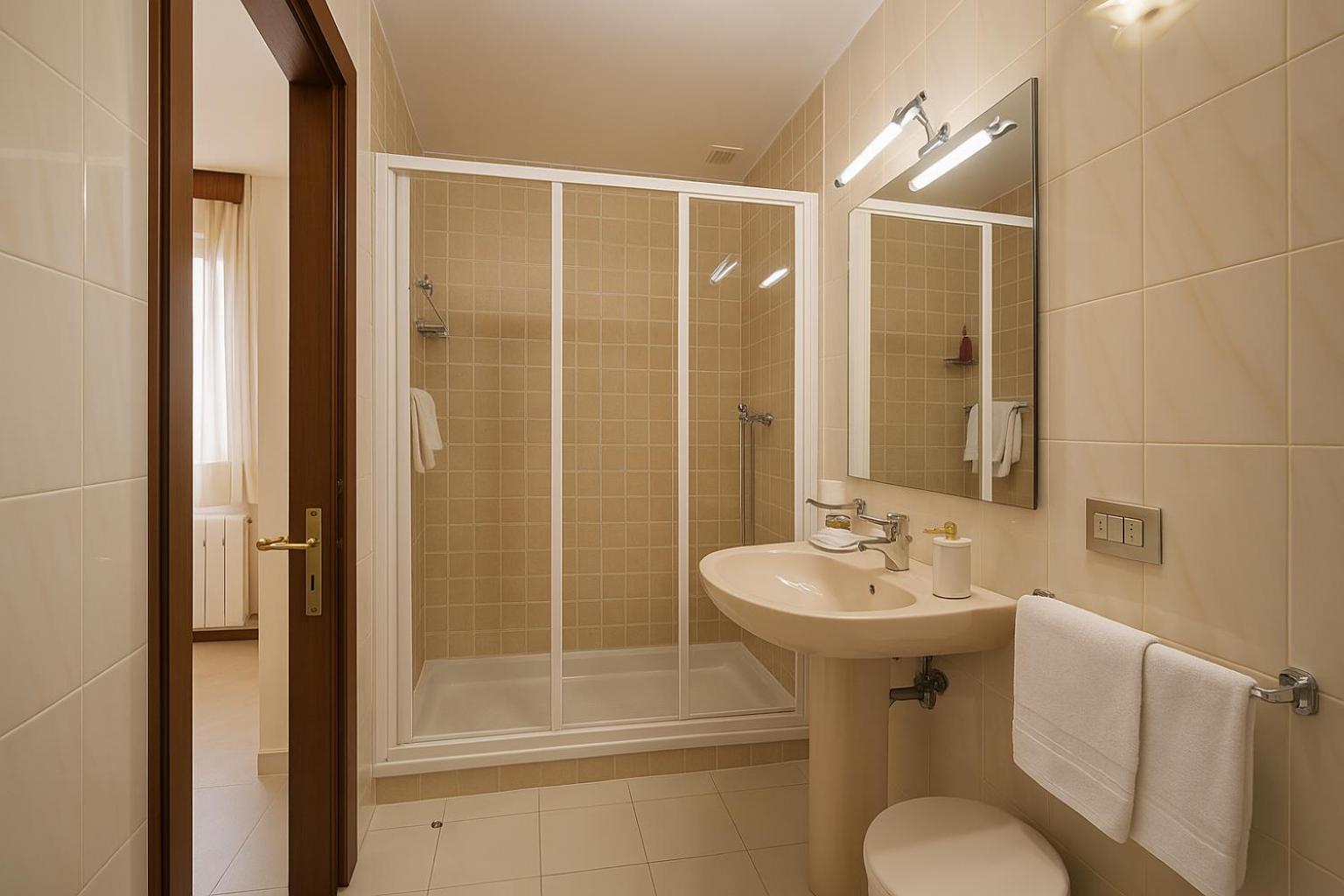 Elara Hotel Viveiro Buitenkant foto